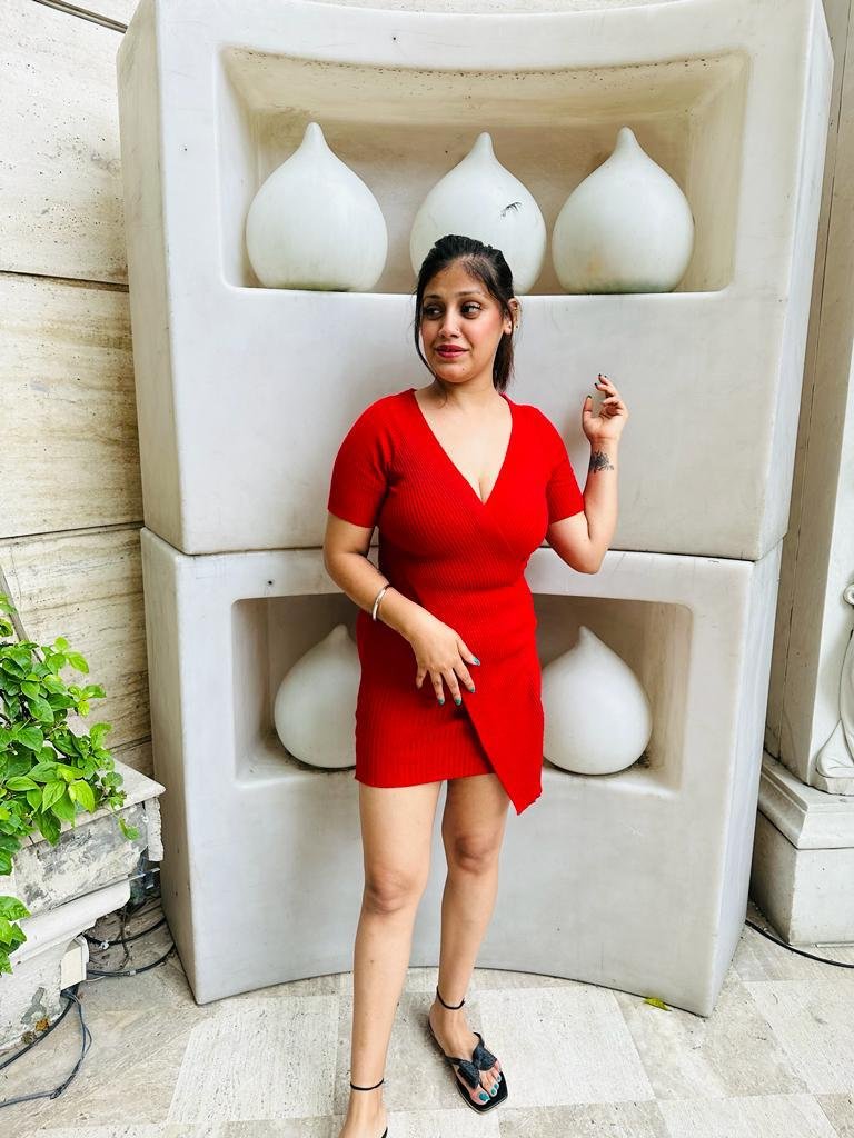 noida call girl